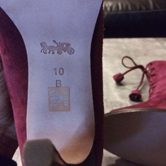 Size 10 Burgundy Suede Coach Lena Booties - Picture 6 of 7